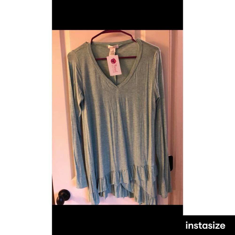 Ruffle mint top